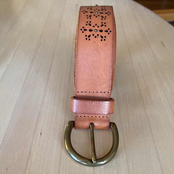 Lucky Brand Leather Belt - Picture 4 of 16
